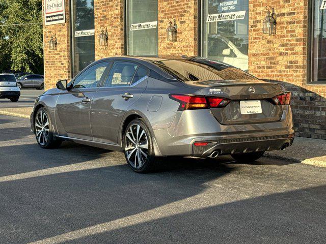 2020 nissan altima sr fwd