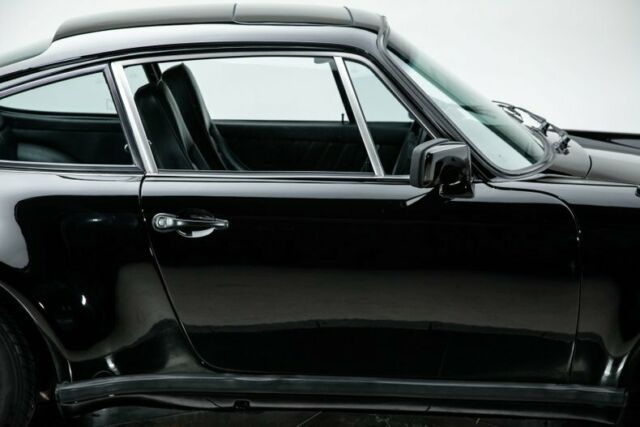 1976 porsche 930 3.0liter 4 speed manual coupe black