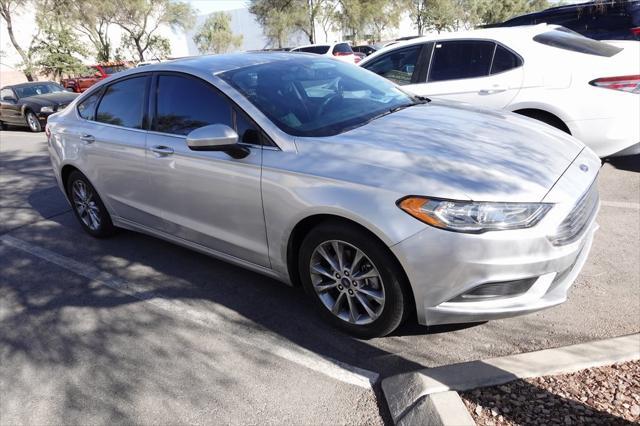 2017 ford fusion se