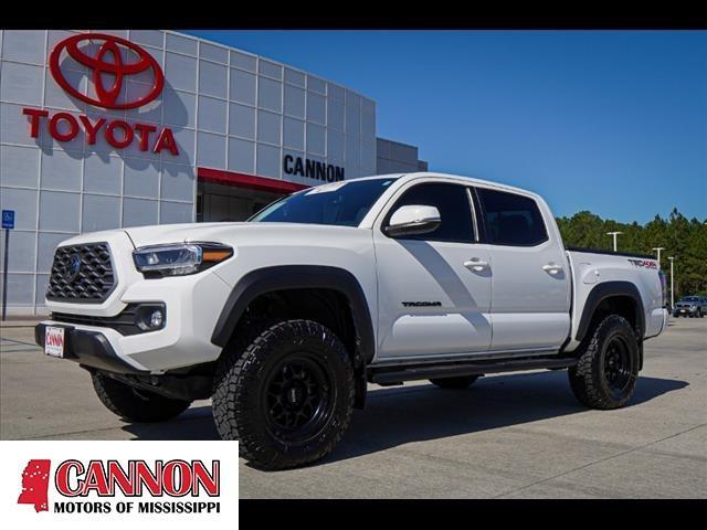 2023 toyota tacoma trd off road