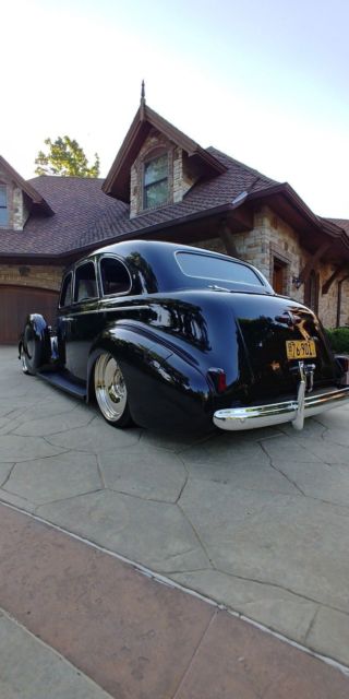 1939 buick century hotrod cruiser luxury sedan suicide door