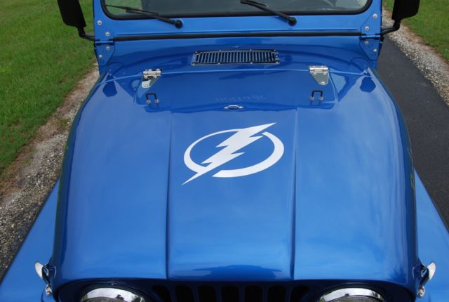 1984 jeep cj7 tampa bay lightnngs fan dream jeep. boltage