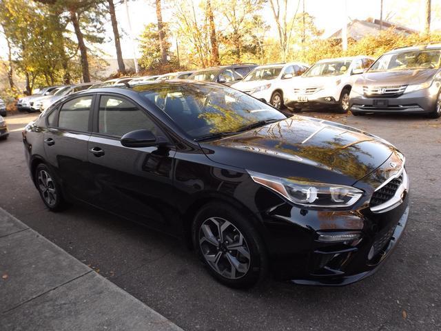 2021 kia forte lxs