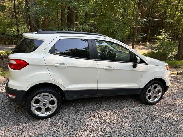 2021 ford ecosport se