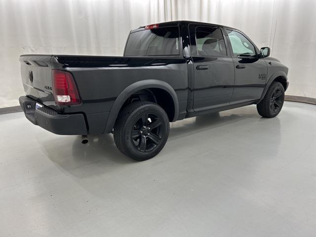 2022 ram 1500 classic warlock crew cab 4x4 5'7' box