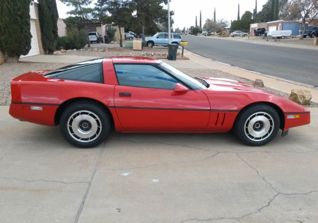 1985 red corvette with z51 package nash 4+3 manual auto transmission very clean