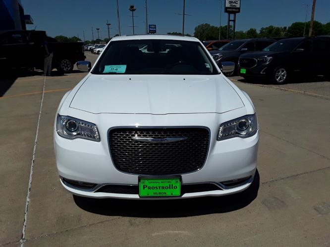 used 2018 chrysler 300 limited huron, sd 57350 for sale in broadland, south dakota