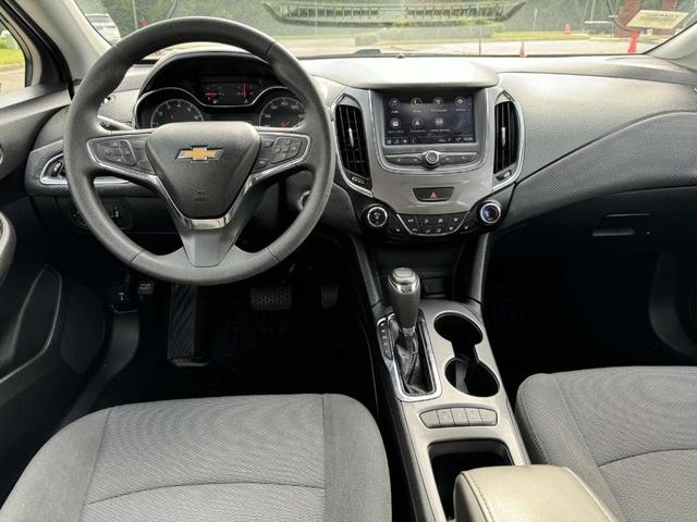 2019 chevrolet cruze lt