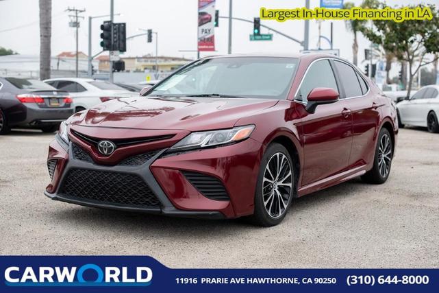 2018 toyota camry le