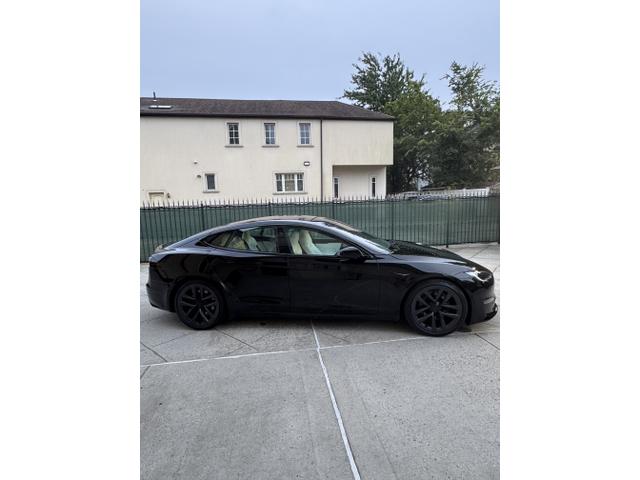 2022 tesla model s long range
