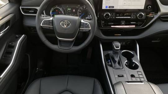 2024 Toyota Highlander