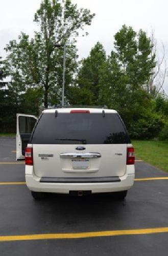 2008 ford expedition 4x4 - great condition in williamsville, ny