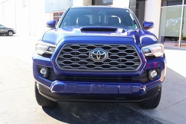 2022 toyota tacoma trd sport