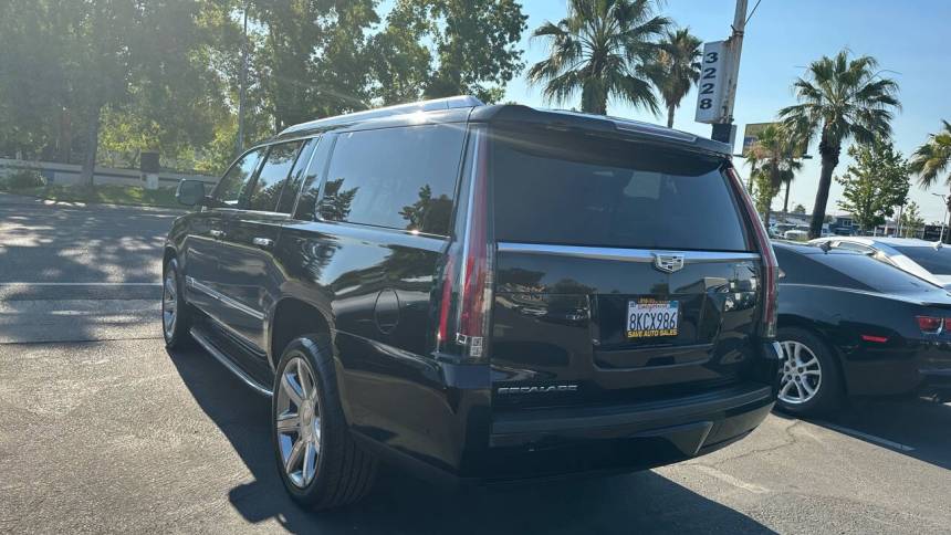 2018 cadillac escalade esv luxury