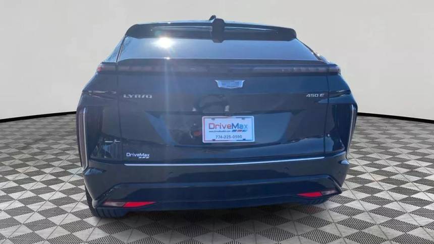 2023 cadillac lyriq luxury