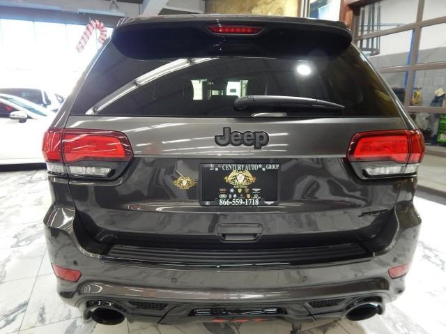 2021 jeep grand cherokee srt