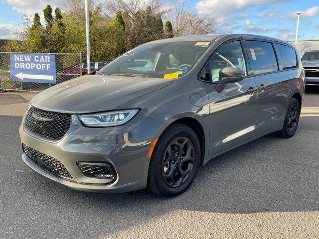 2022 chrysler pacifica hybrid limited