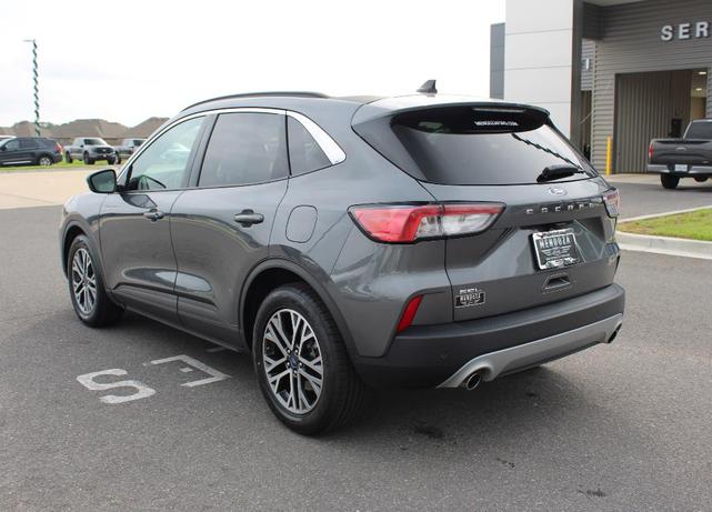 2021 ford escape sel