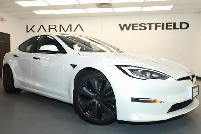 2023 tesla model s base