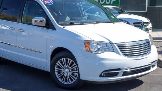 2014 Chrysler Town & Country