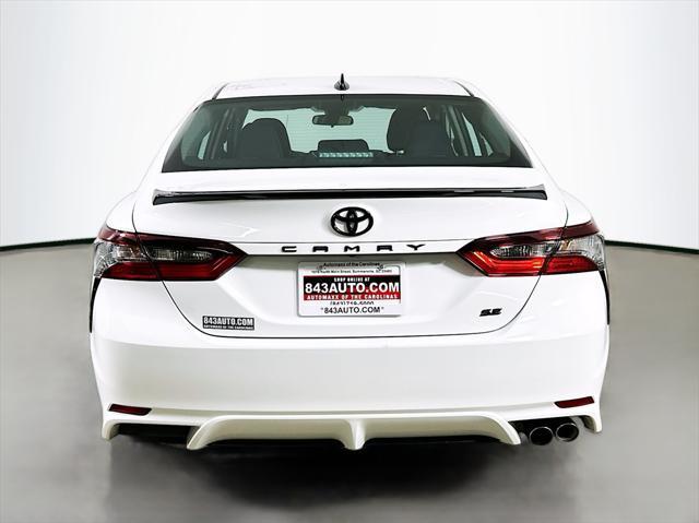 2024 toyota camry se