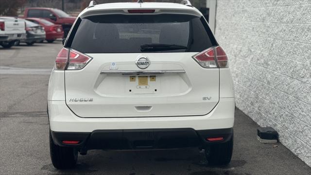 2016 nissan rogue sv