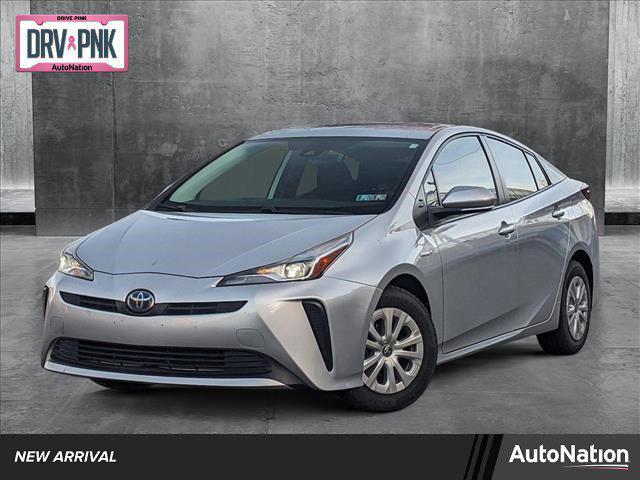 2021 toyota prius l