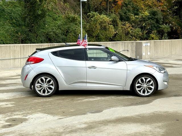 2013 hyundai veloster base