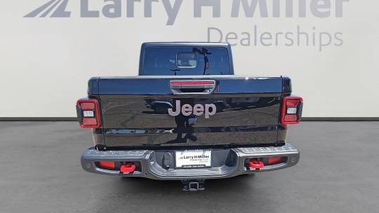 2024 Jeep Gladiator