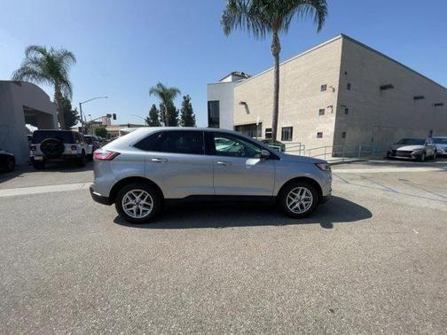 2022 ford edge