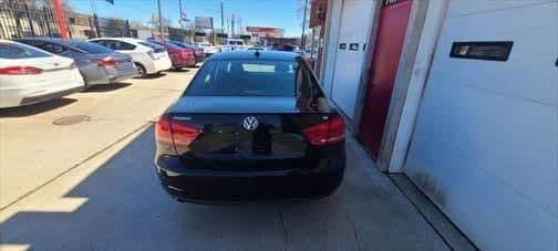 2014 volkswagen passat 2.5l wolfsburg edition in detroit, michigan