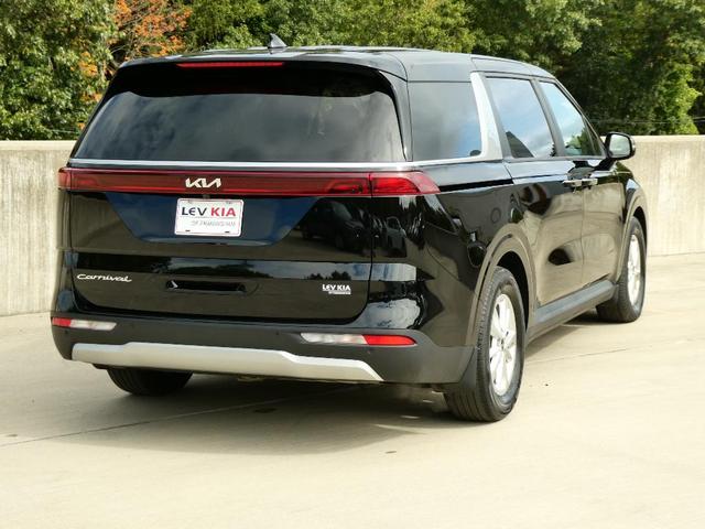 2022 kia carnival lx