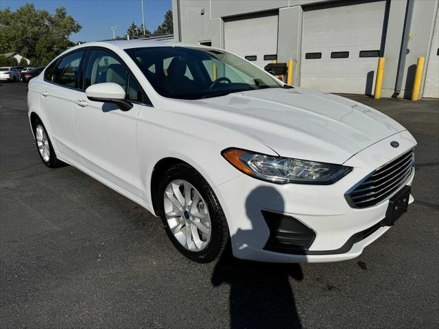 2020 ford fusion hybrid se