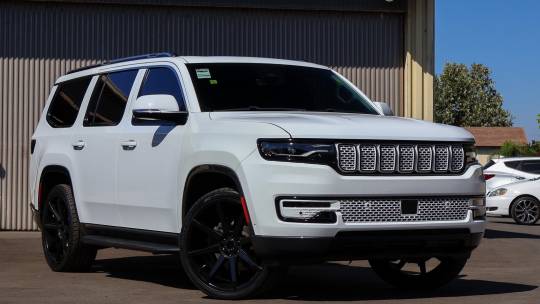 2022 Jeep Wagoneer