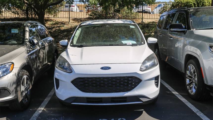 2020 ford escape se