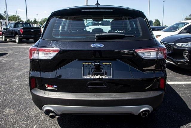 2020 ford escape s