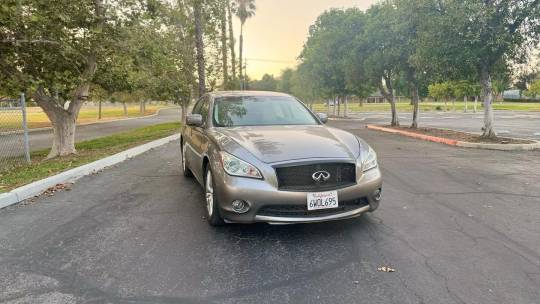 2012 Infiniti M