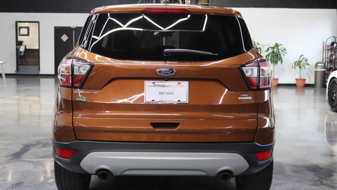 2017 ford escape se
