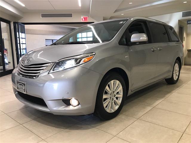 2016 toyota sienna limited