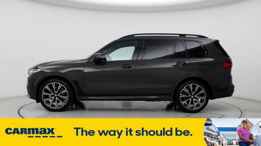 2022 BMW X7