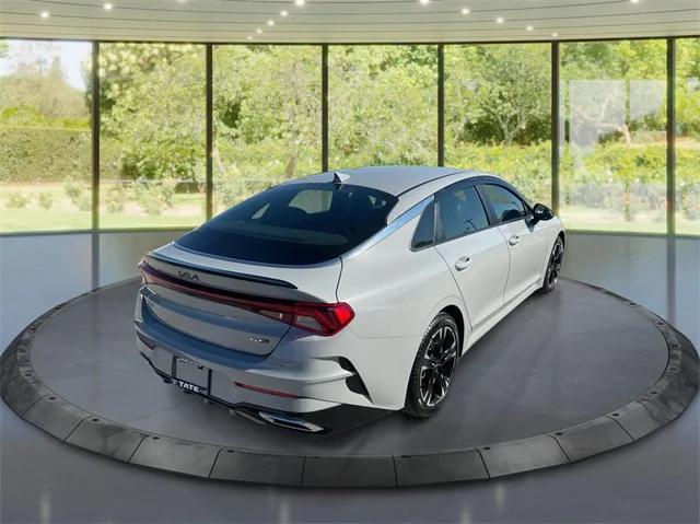 2022 kia k5 gt-line