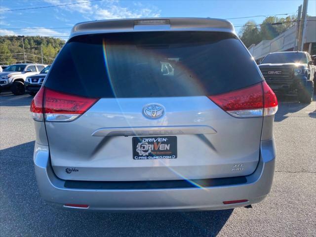 2013 toyota sienna xle