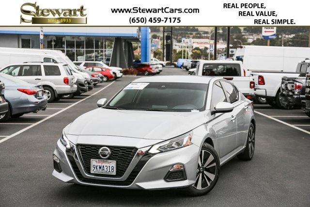 2022 nissan altima 2.5 sv