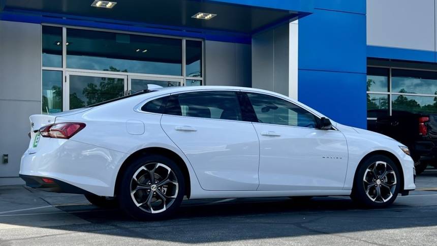 2022 chevrolet malibu lt