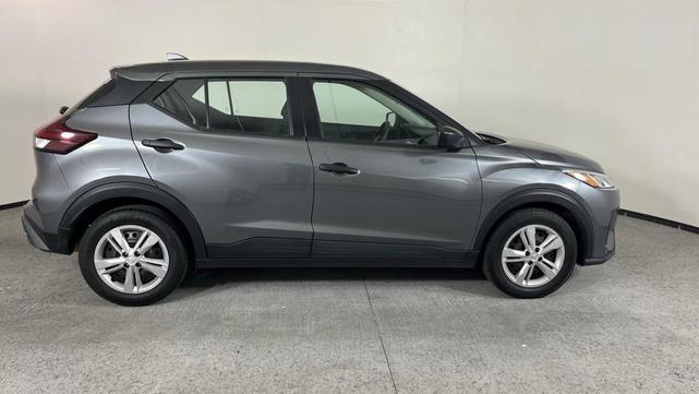2021 nissan kicks s