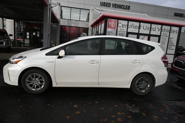 2015 toyota prius v two