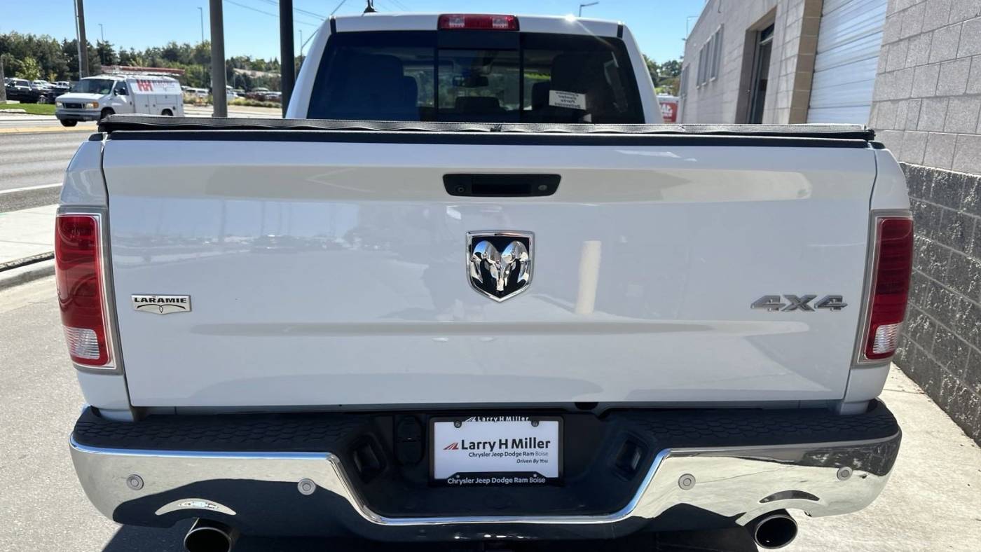 2018 ram 1500 laramie