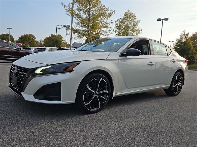 2023 nissan altima 2.5 sr