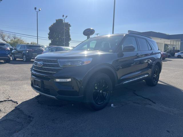 2023 ford explorer xlt
