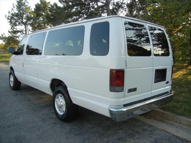2005 ford e350 super duty xl wagon